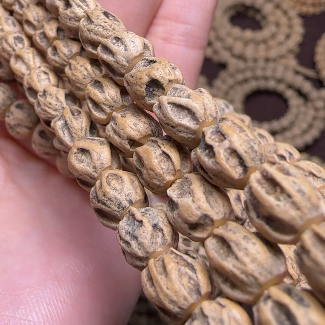 柏香籽/百香籽吊坠余****℡