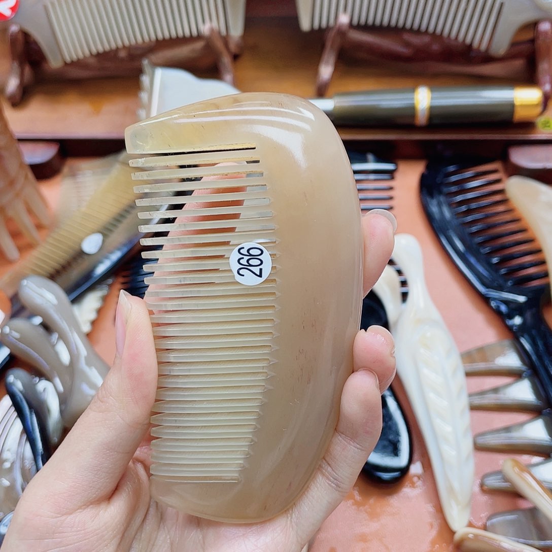 纯手工制作牛角梳266