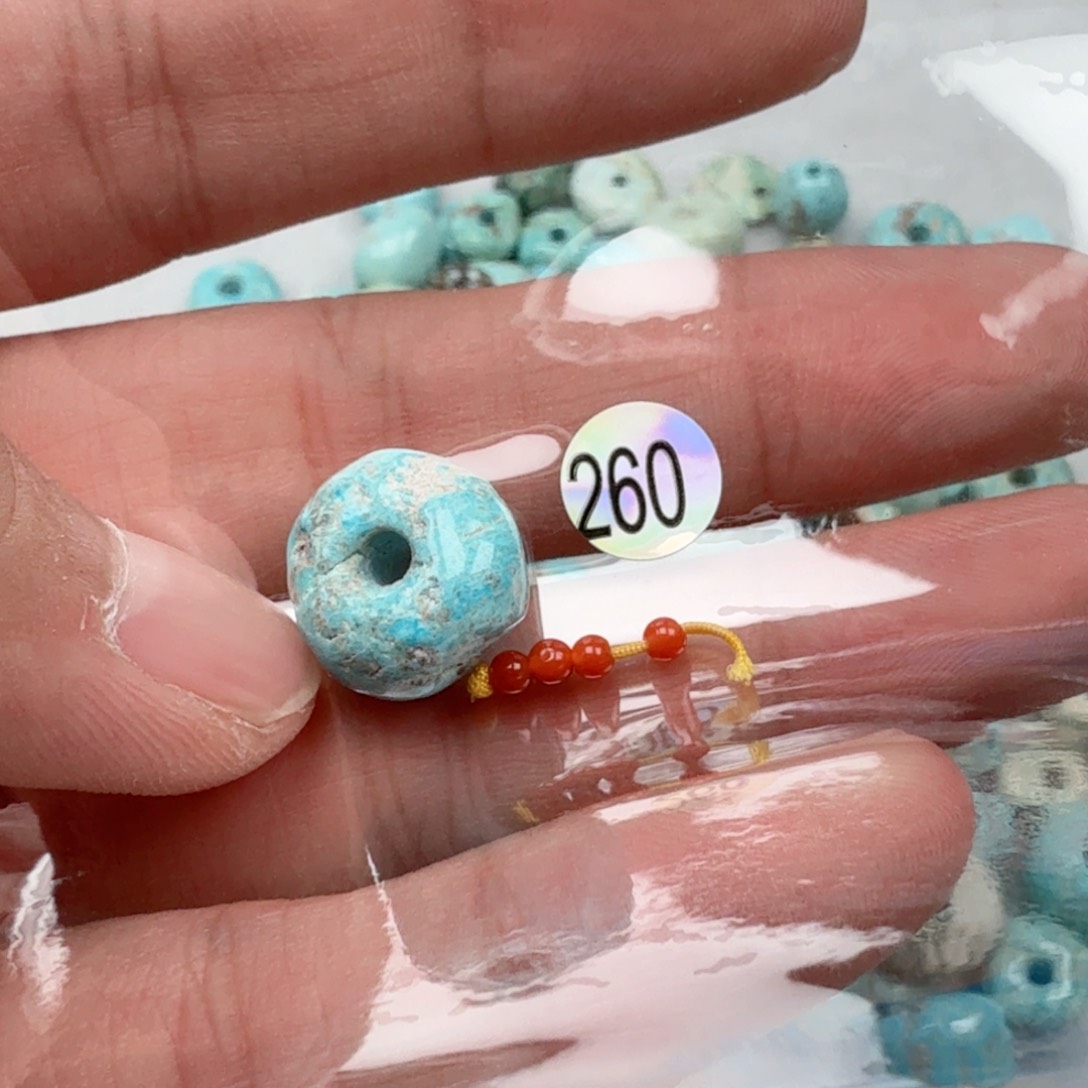 南红玛瑙未镶嵌珠宝奇石