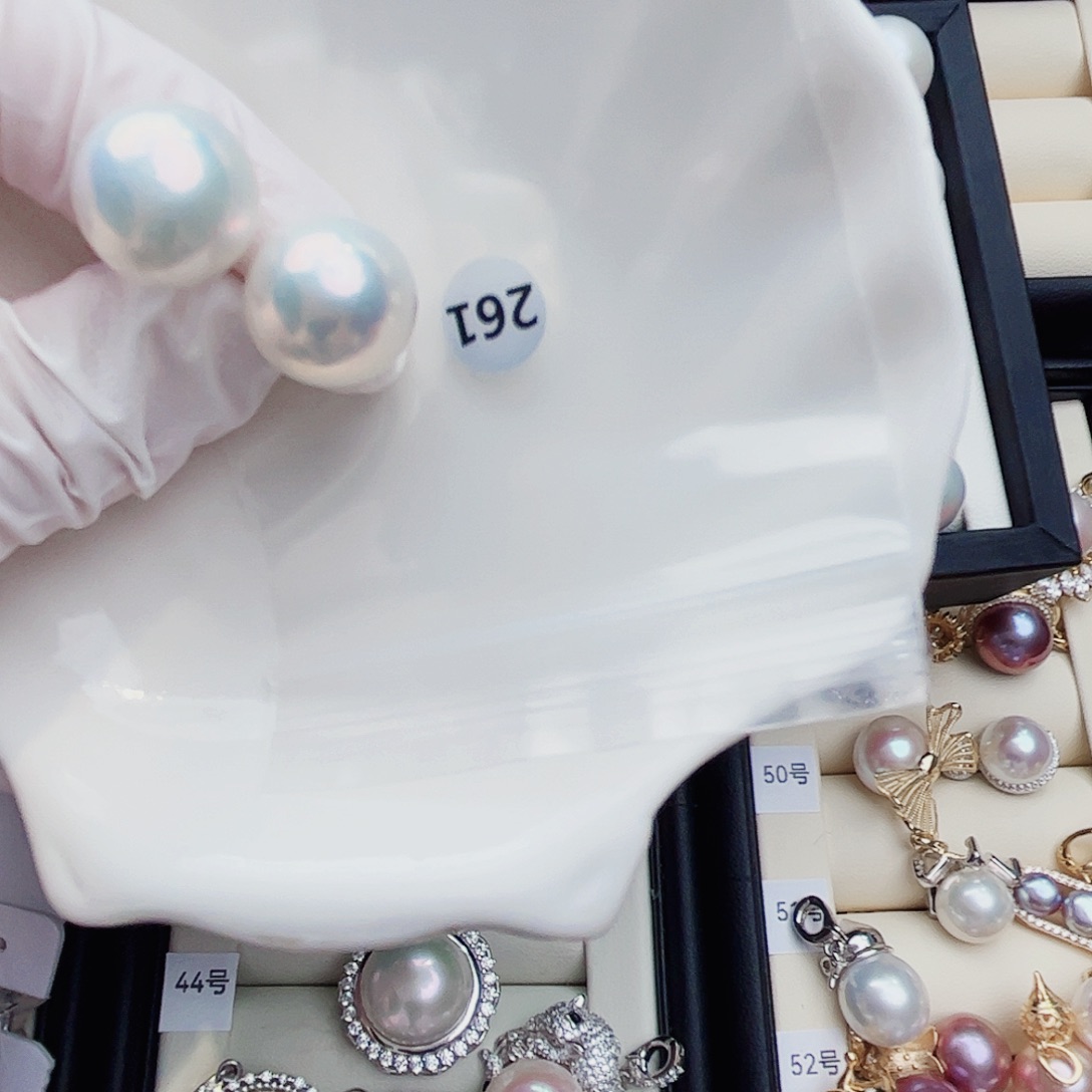 银S925镶嵌淡水珍珠耳饰