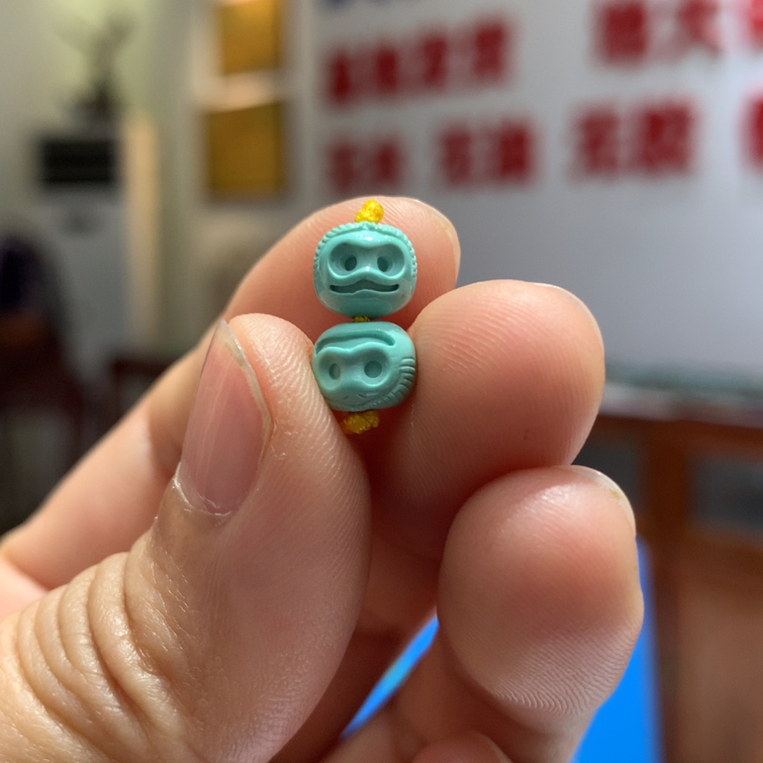 绿松石配饰未镶嵌