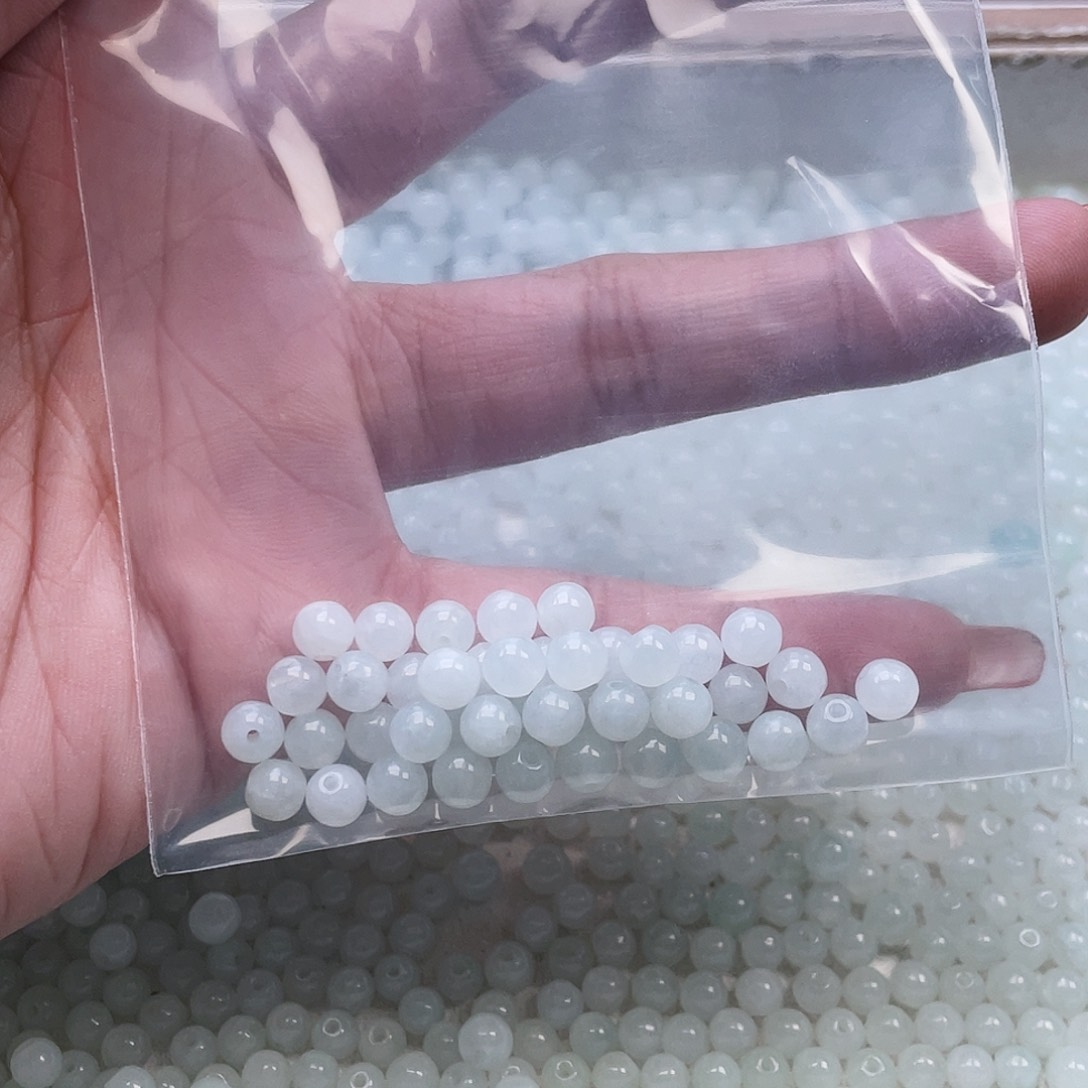 翡翠手链未镶嵌C****夭