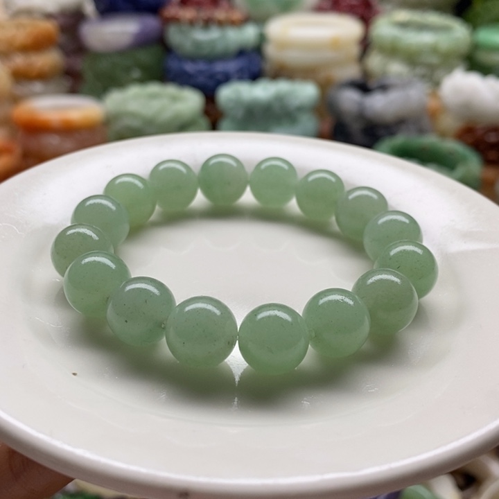 石英岩玉未镶嵌手镯