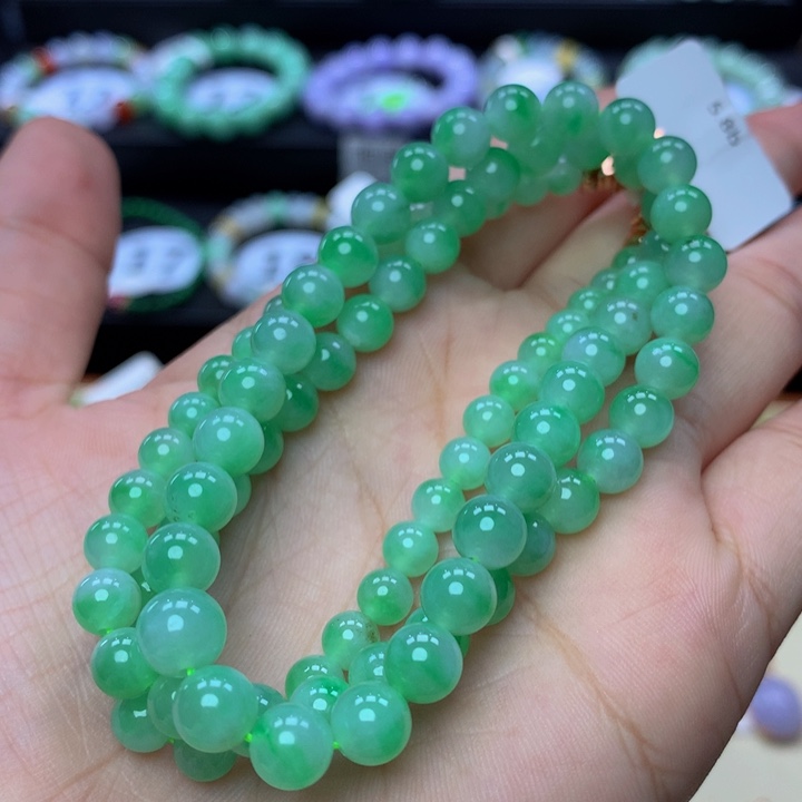 翡翠手链未镶嵌翡翠