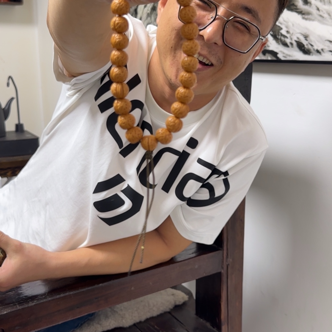 吊坠桃核精品黄桃