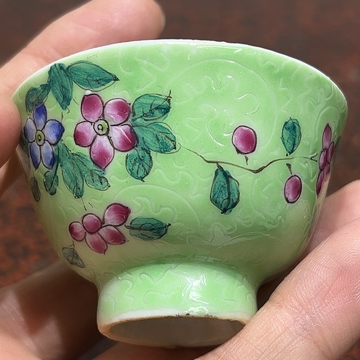春***！瓷片精美的的陶瓷摆件……