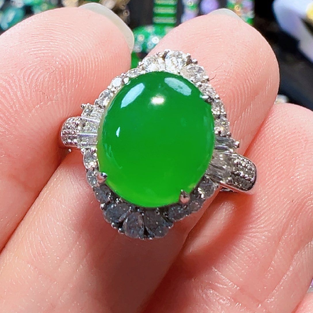 翡翠戒指18K金镶嵌签收后24小时鉴赏期