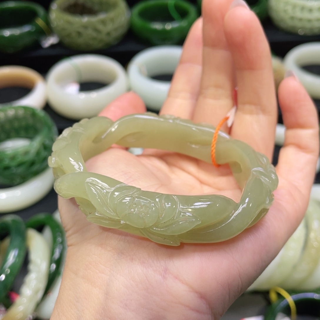 未镶嵌手镯和田玉103