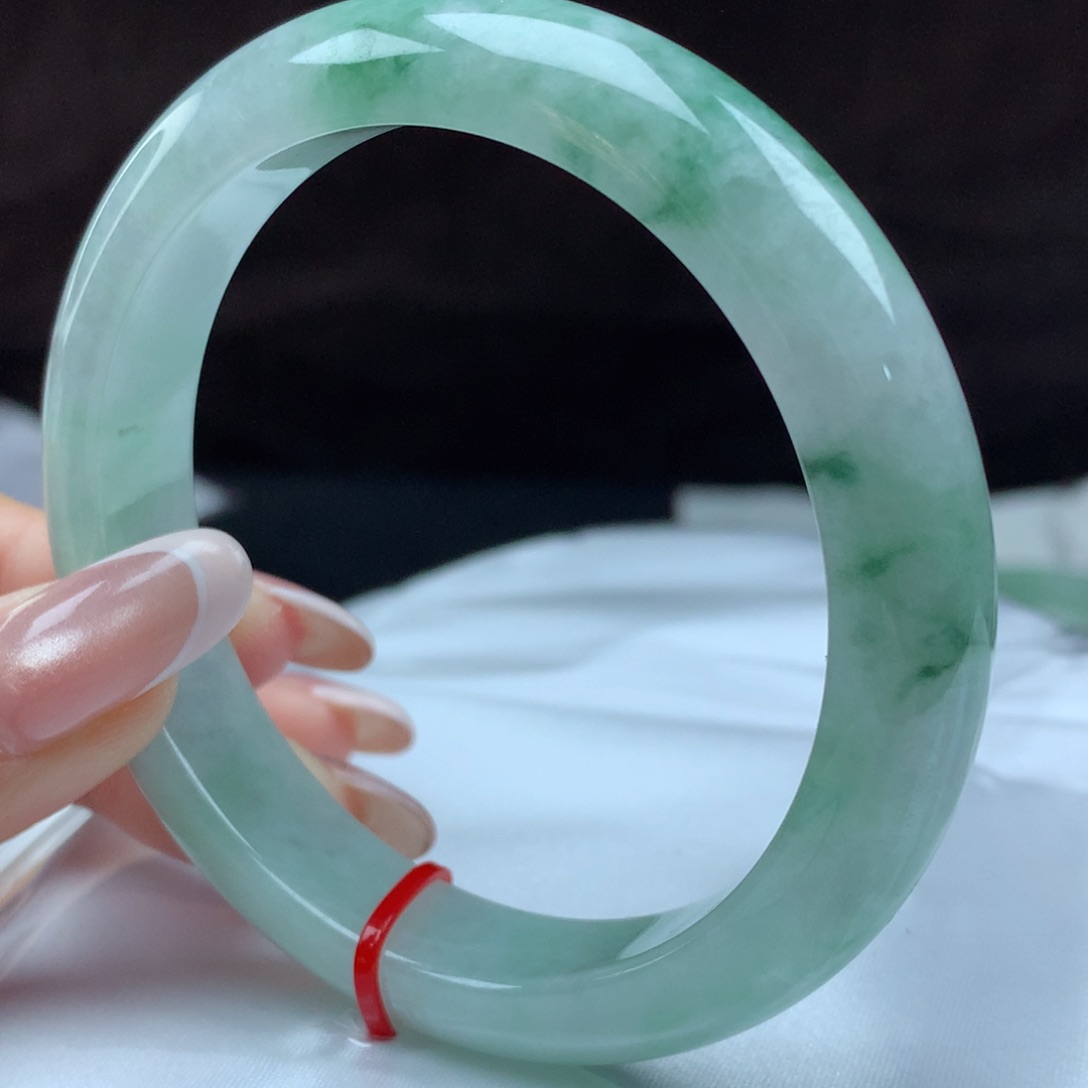 翡翠手镯未镶嵌23110，