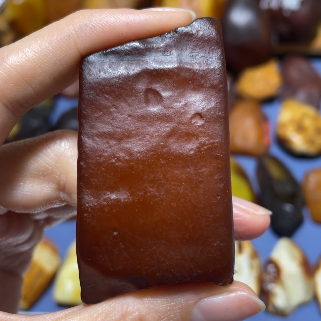 定制琥珀未镶嵌原石