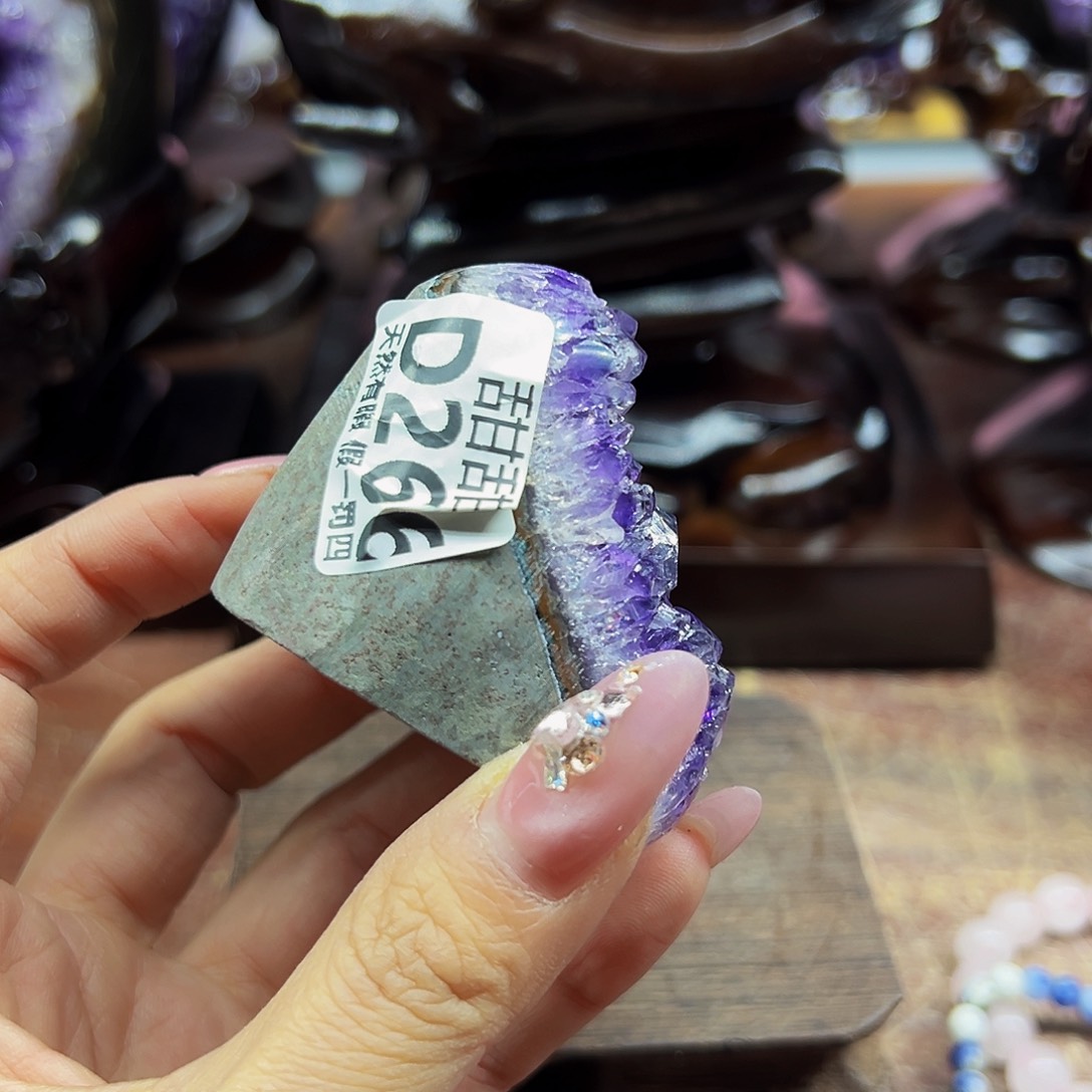 水晶大型摆件未镶嵌