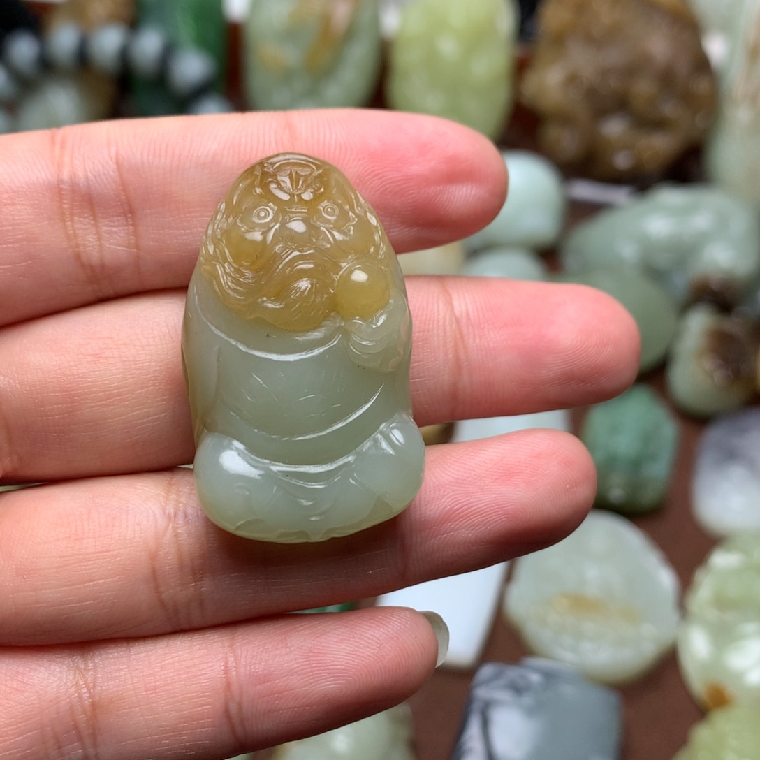 和田玉挂件未镶嵌