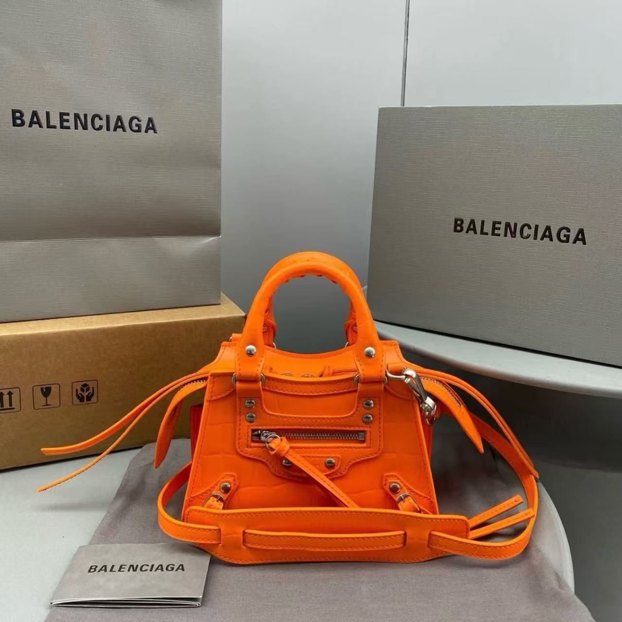 95新 Balenciaga/巴黎世家 橘色neo classic机车包 17cm 12076256