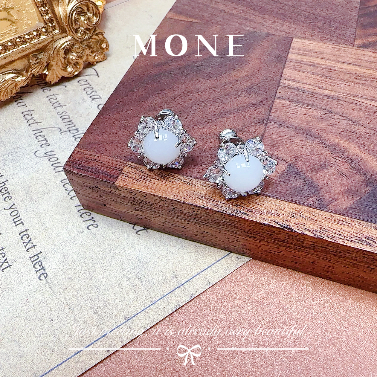 5259 法★【白冰花】 ALIX 爱丽斯 限定 耳钉