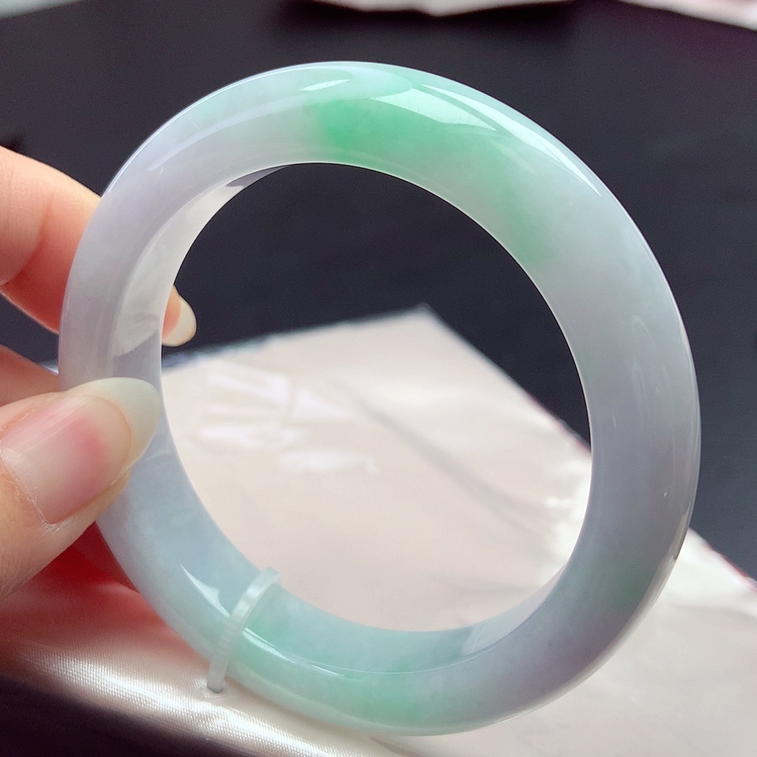 翡翠未镶嵌手镯55.5圈口