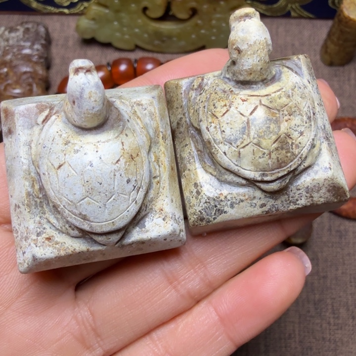 煜***清和田玉（糖玉）未镶嵌颈饰