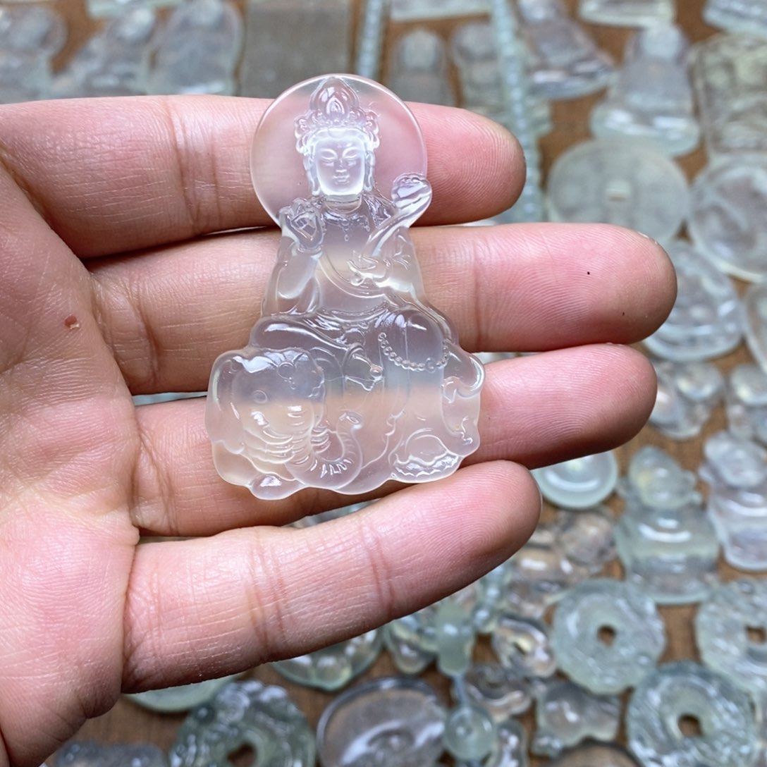 岫玉吊坠(不含链)未镶嵌