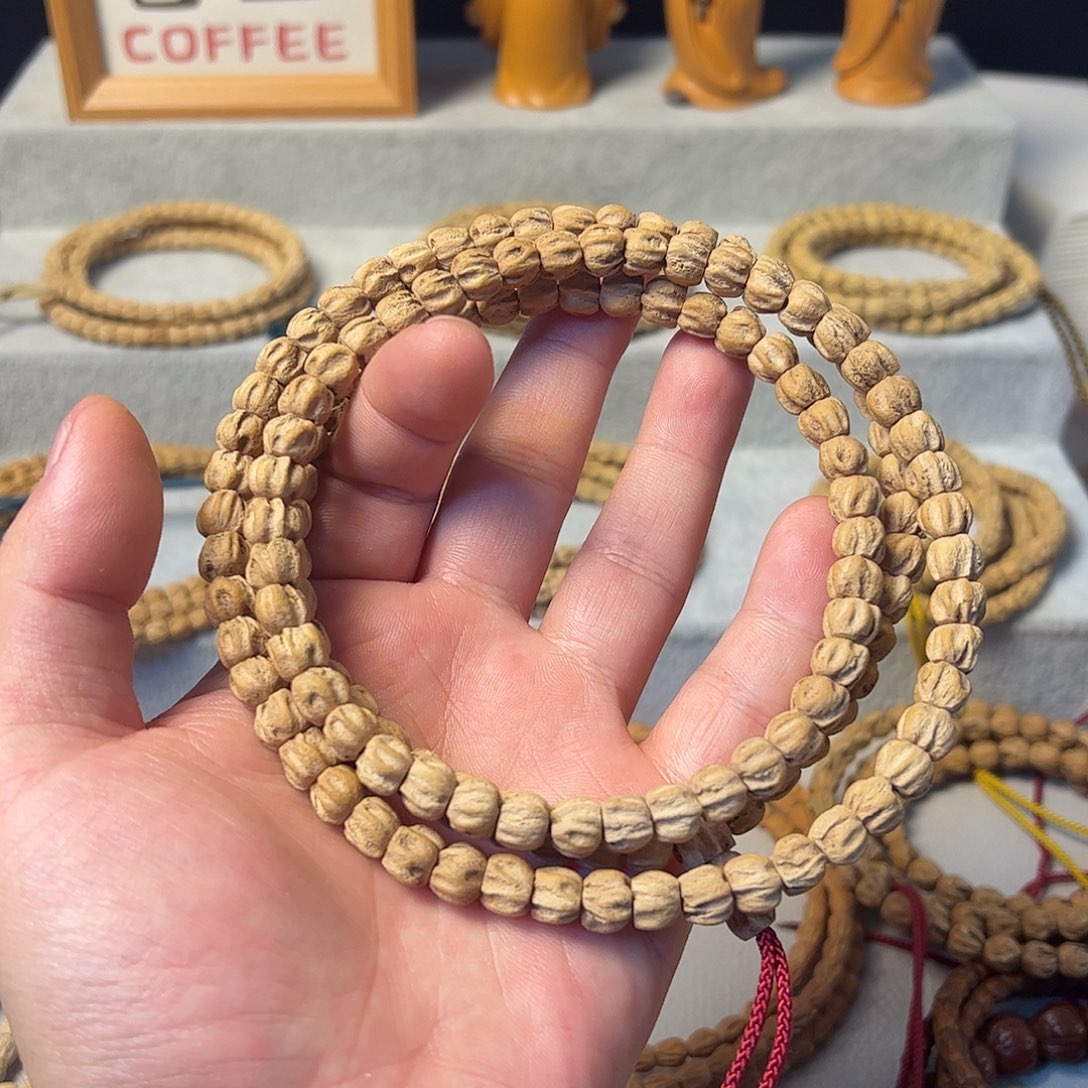 柏香籽/百香籽吊坠礼*