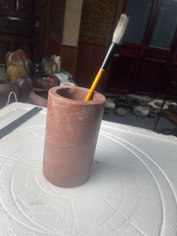 长江石石头芯笔筒