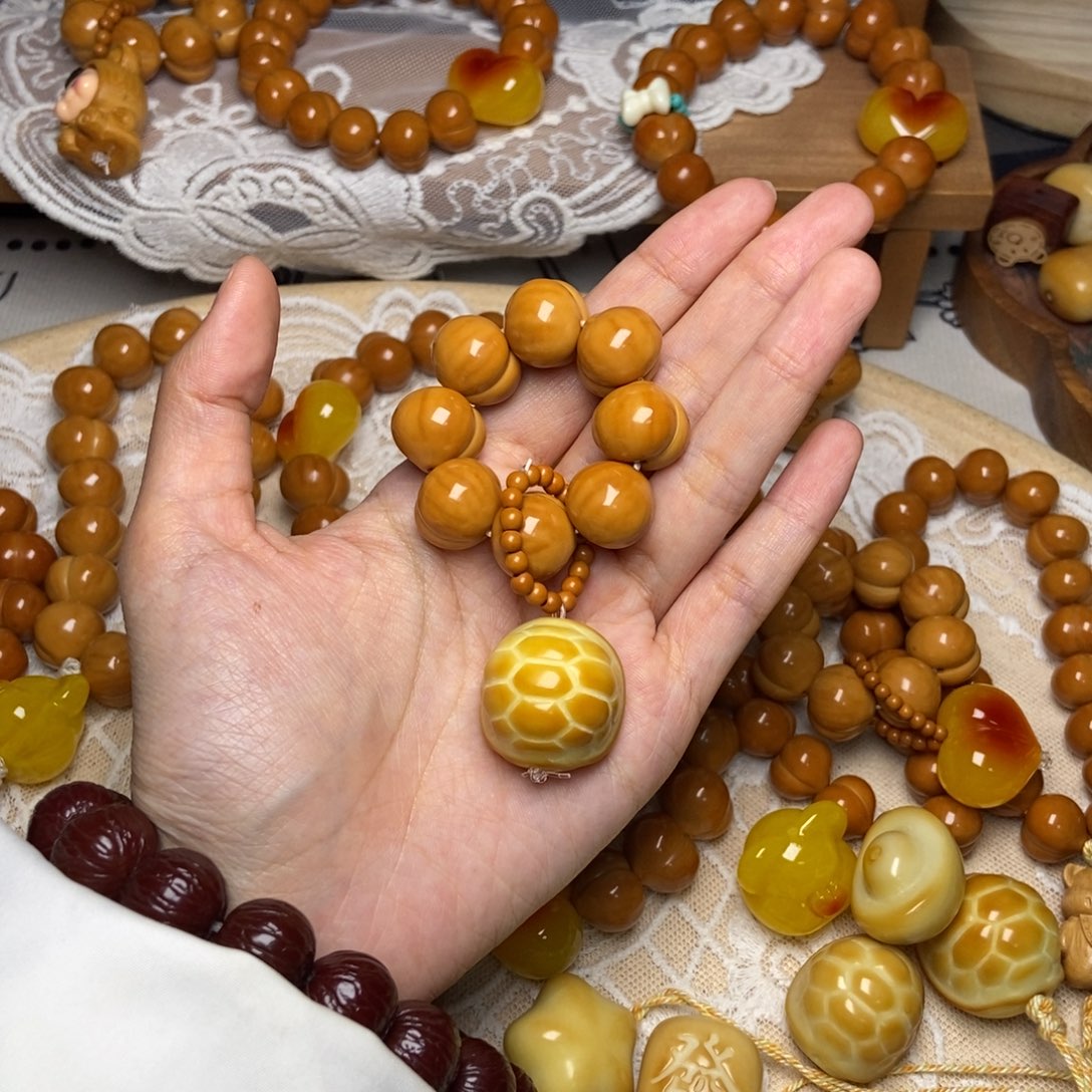 猴头核桃吊坠屁桃卡15