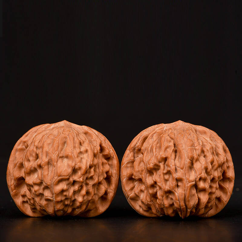 【直播间选购价格】文玩核桃白狮子龙鼎四座楼霸王龙手把件