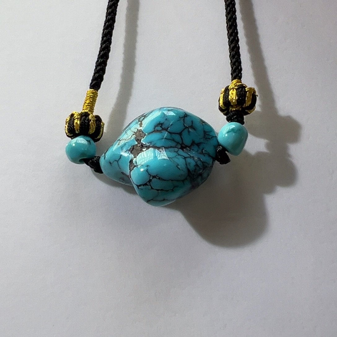 绿松石未镶嵌挂件