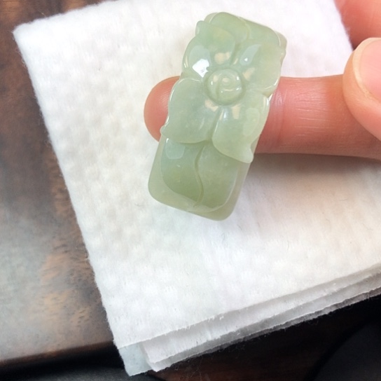 翡翠未镶嵌颈饰缅甸A货，每天下午1点半开播