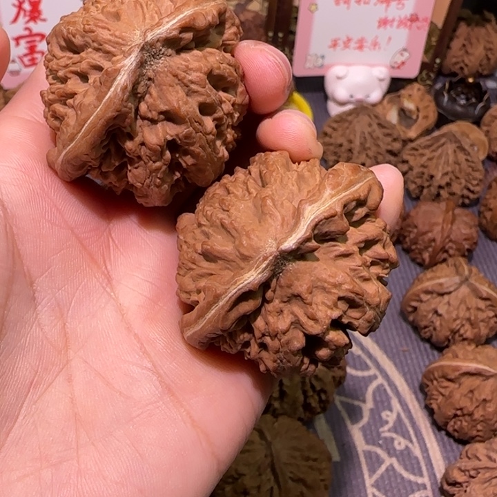 峰***哥核桃秦岭文玩核桃16