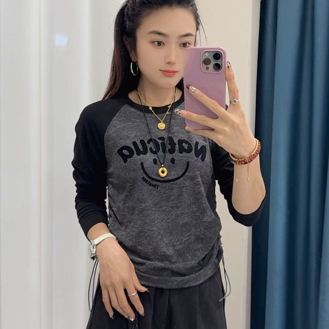 红衣俏家拼接打底衫