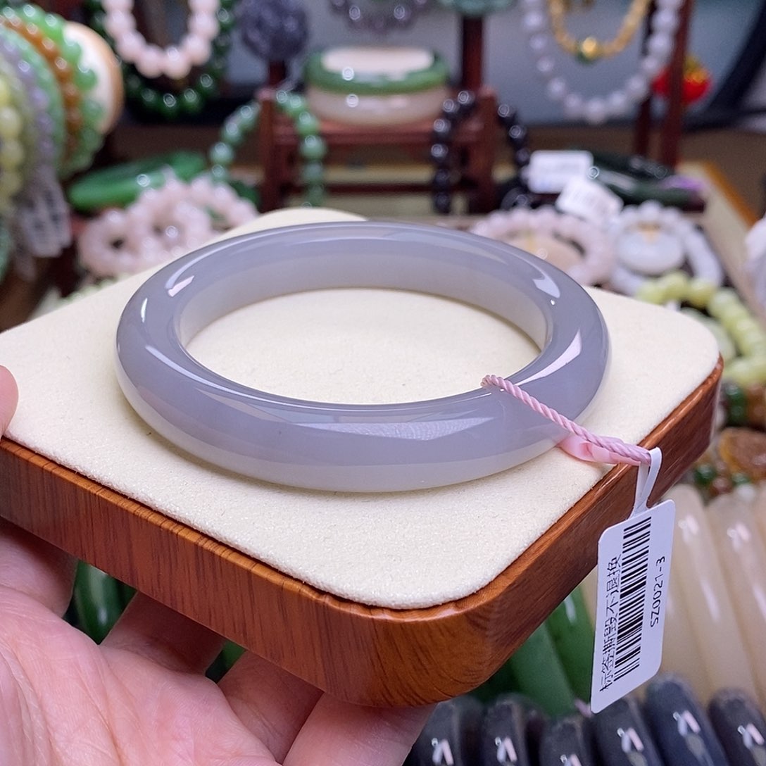 和田玉57.5福利浓烟紫脂膏级手镯未镶嵌