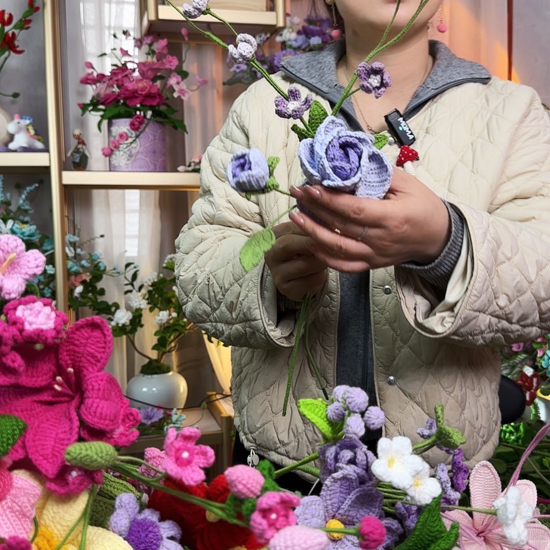 手工钩织设计花束