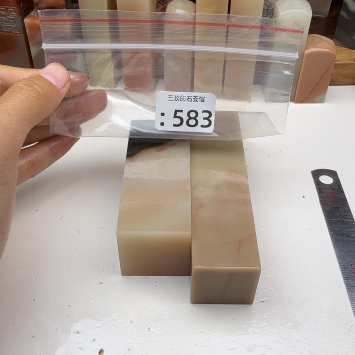 张***炜老挝石老挝老挝 老挝