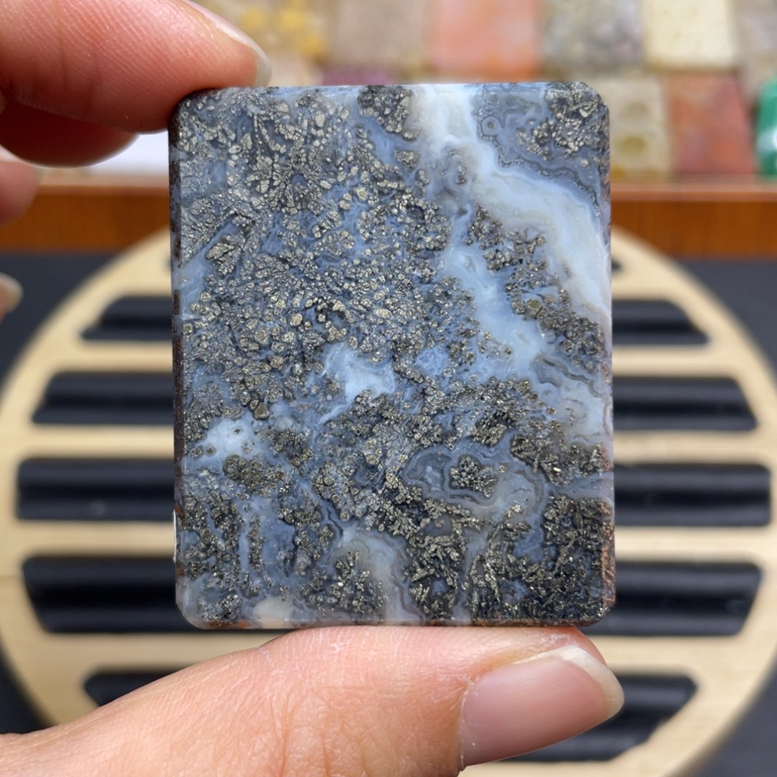 硅化玉未镶嵌颈饰k69