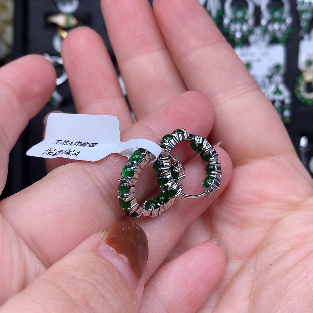 @***士翡翠银S925镀金镶嵌耳饰