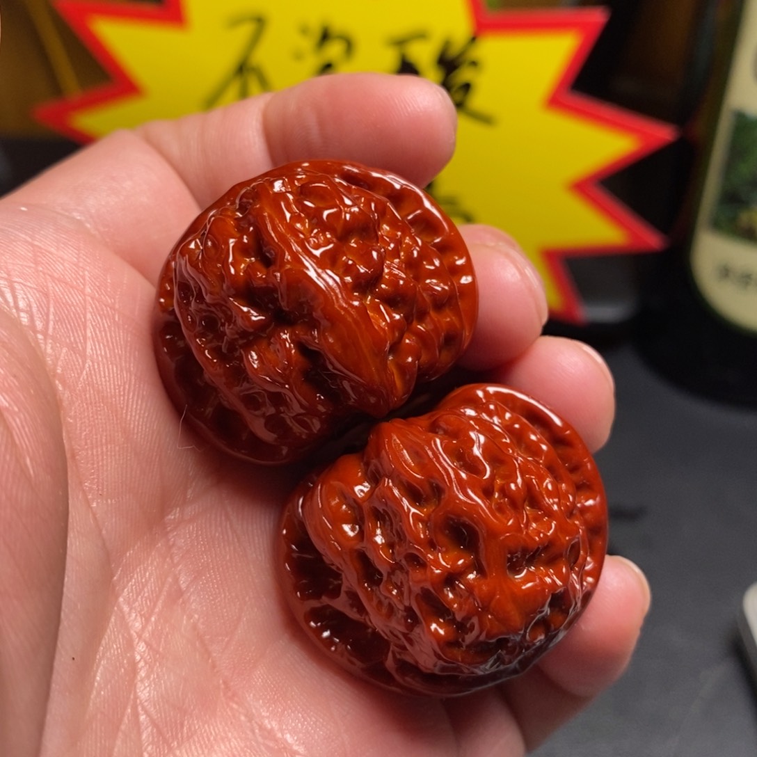 文玩核桃吊坠35白狮子