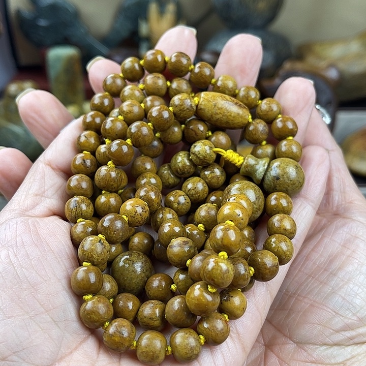 岫岩河磨玉（透闪石质玉）手串未镶嵌姓***理