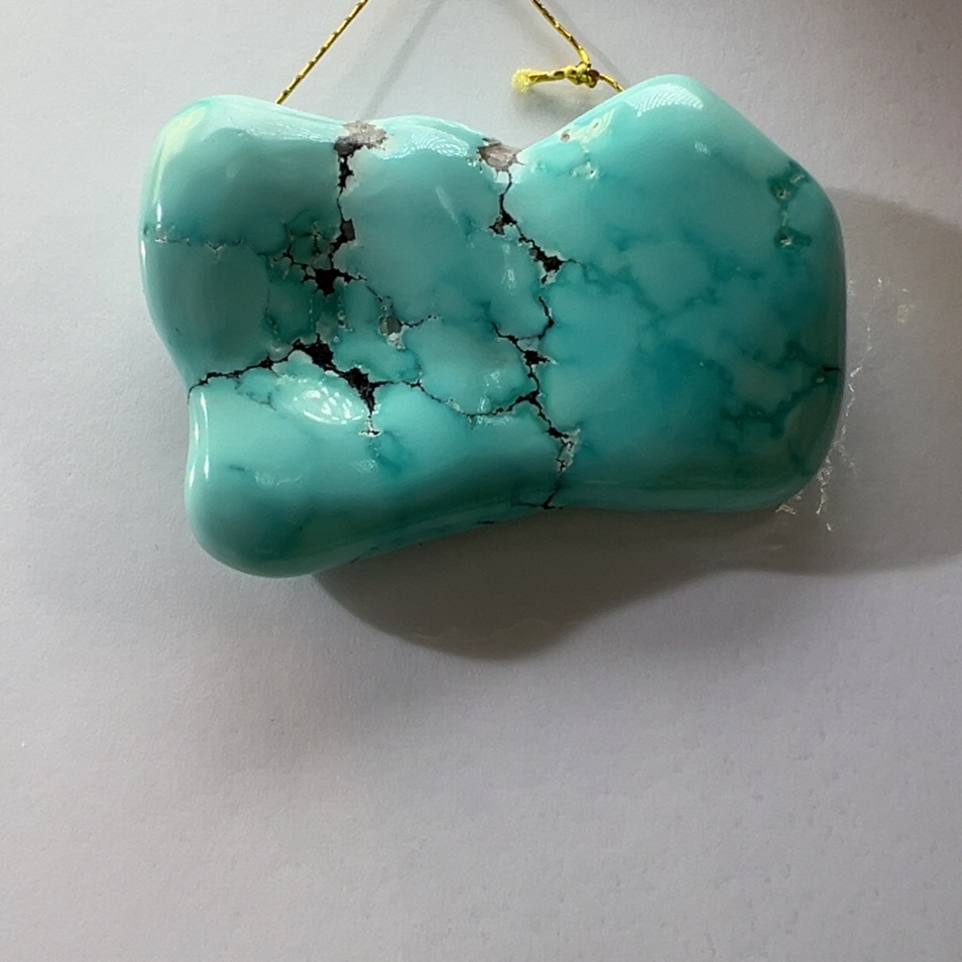 绿松石未镶嵌挂件