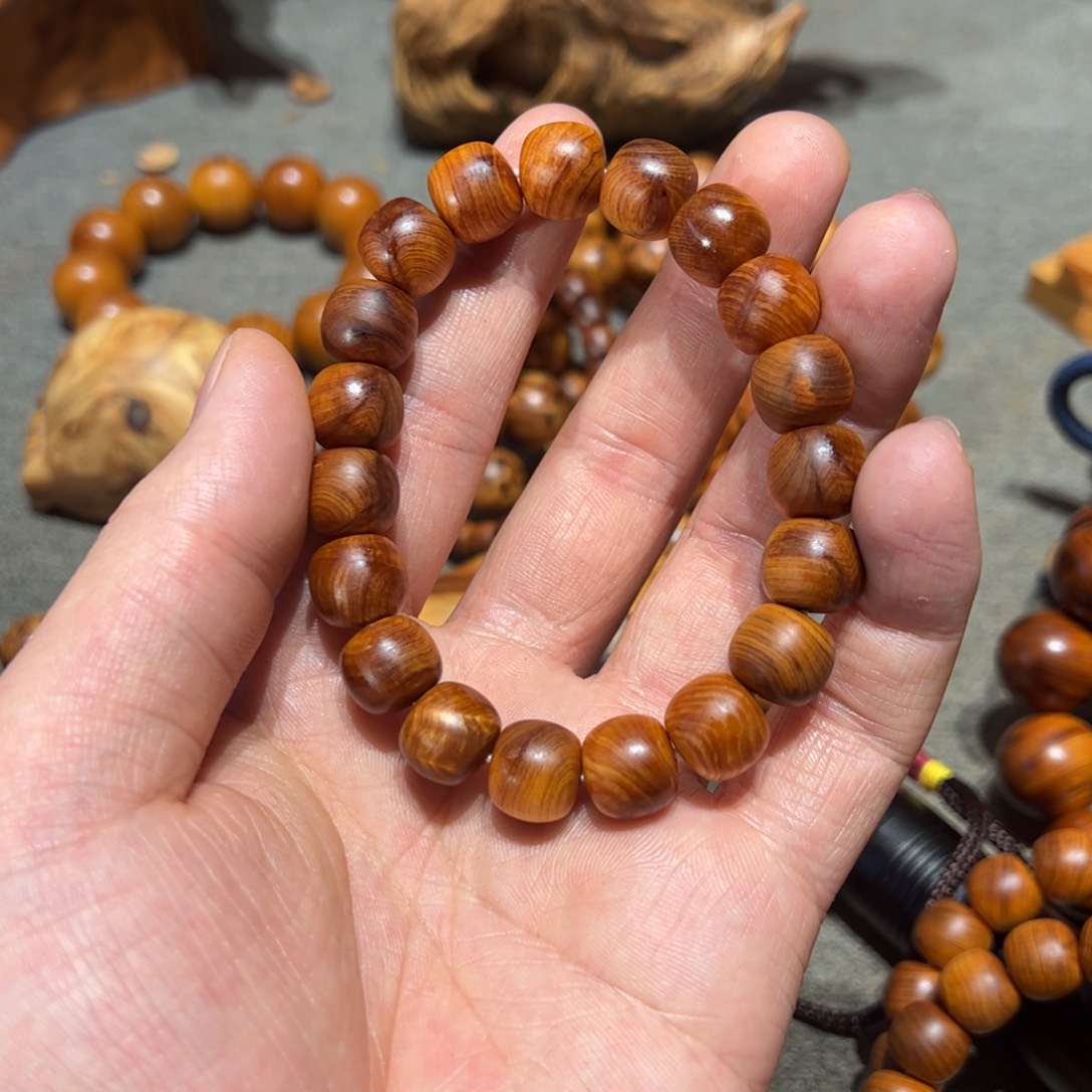 劉***月柏木（崖柏）北太行陈化崖柏