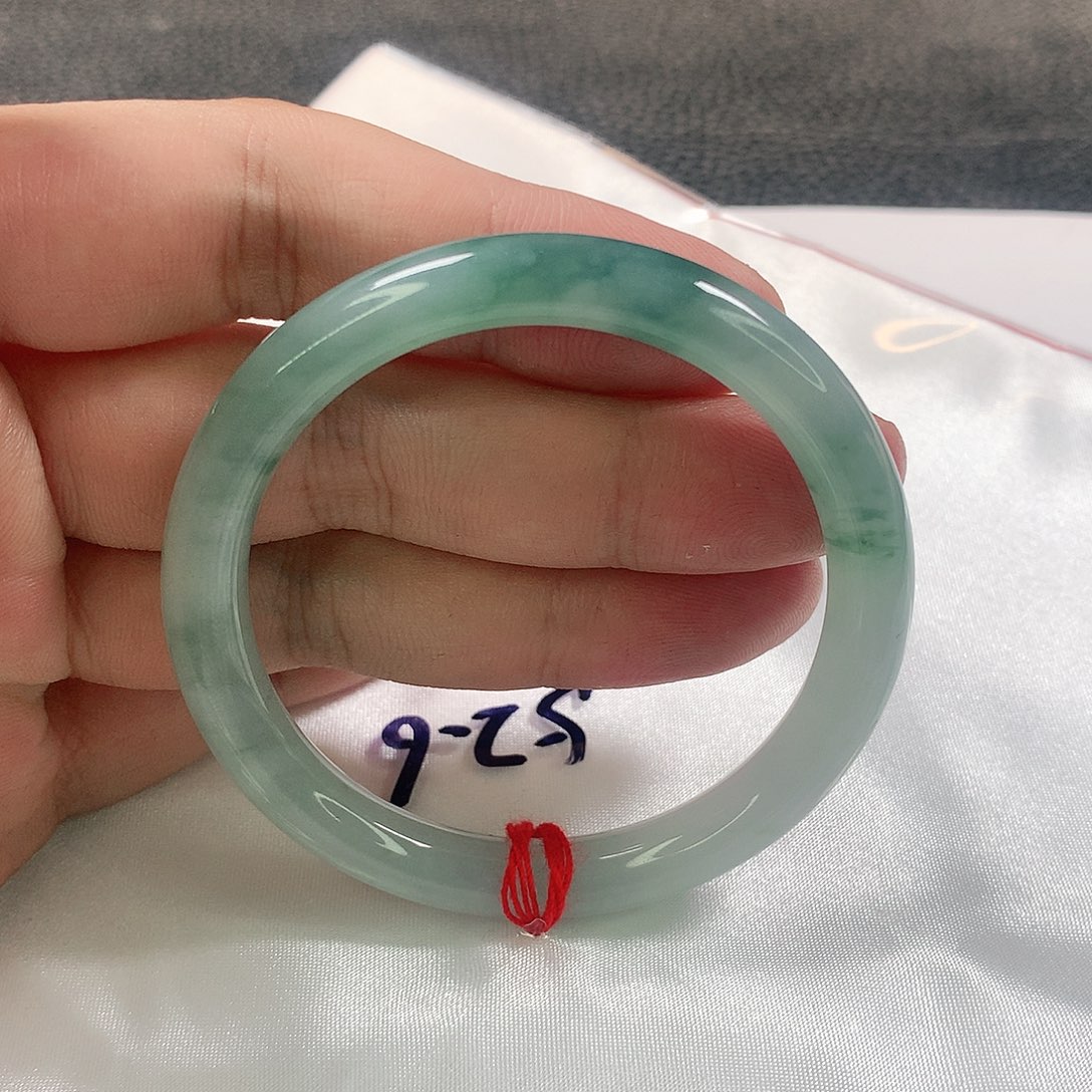 未镶嵌手镯（圆镯）翡翠365号