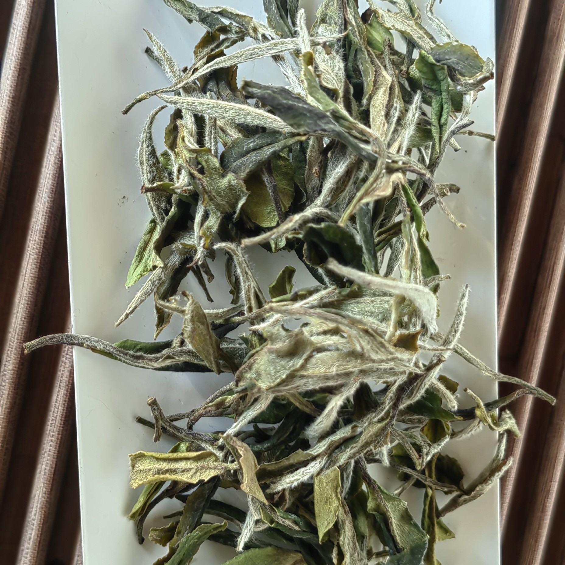 高山白牡丹茶叶花香馥郁原生态白茶散茶