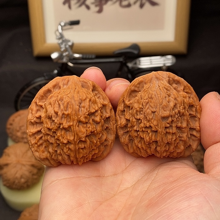 吊坠桃核南疆微修