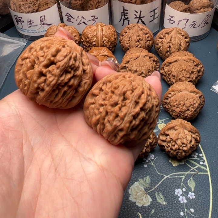 文玩核桃把件38承德山地楼