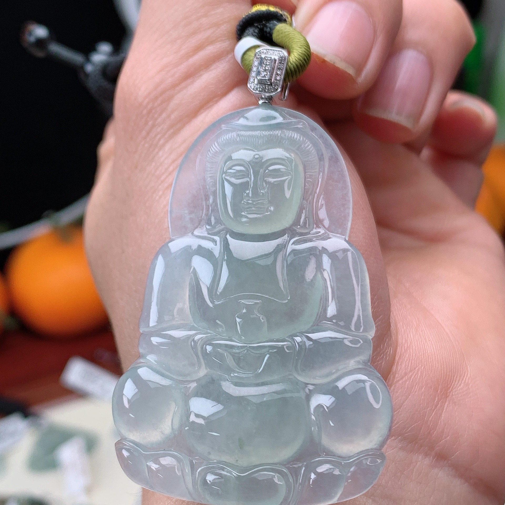 缅甸天然A货翡翠冰种观音吊坠53.5×37×5.4mm