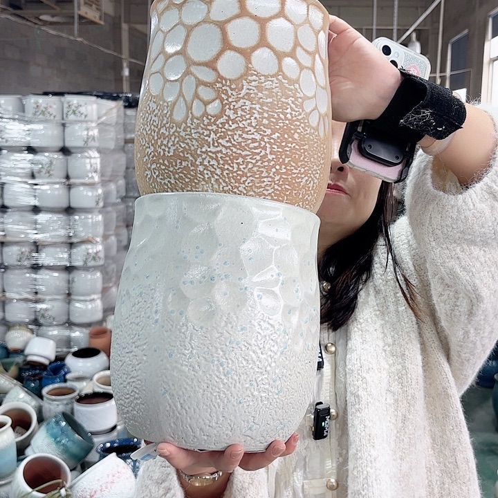 23/19红陶正品两个