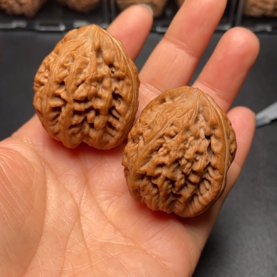 【闪购商品】把件文玩核桃N****.红锦鲤……