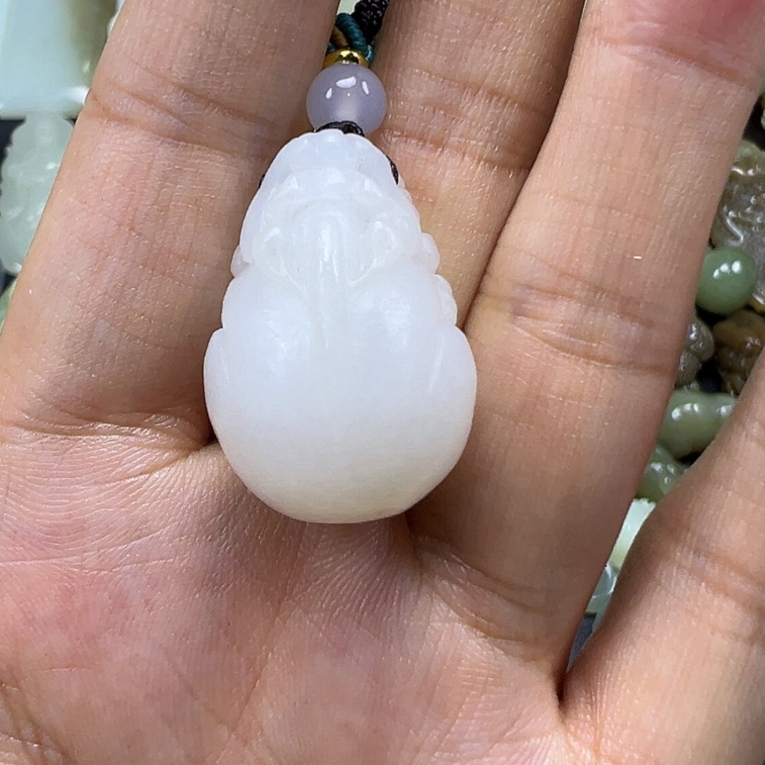 用***7和田玉未镶嵌吊坠(不含链)