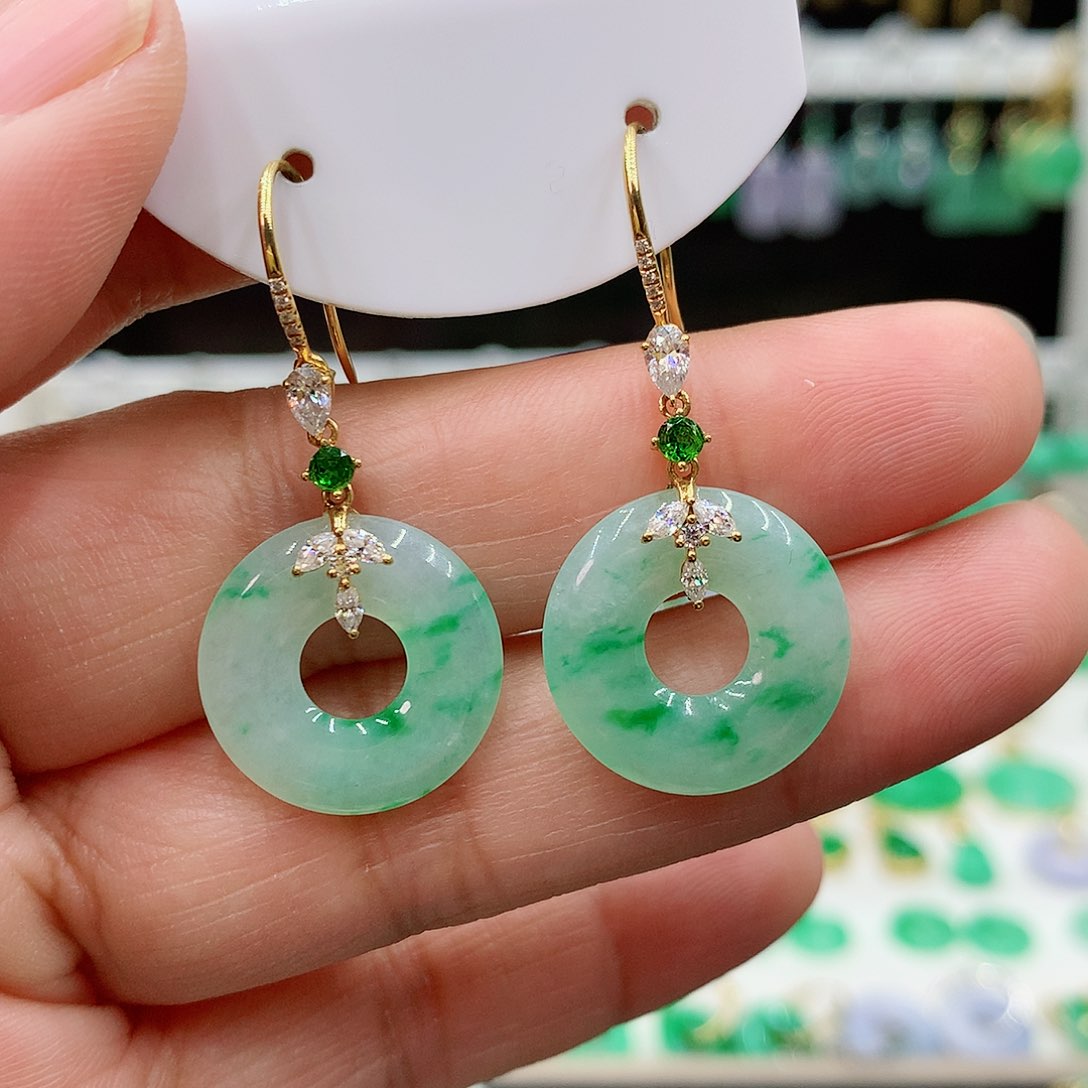 翡翠耳饰18K金镶嵌的