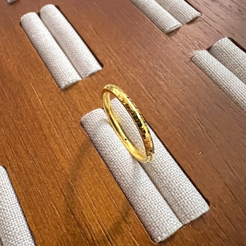 克重0.99 14号 圆筒碎冰冰戒指 足金999