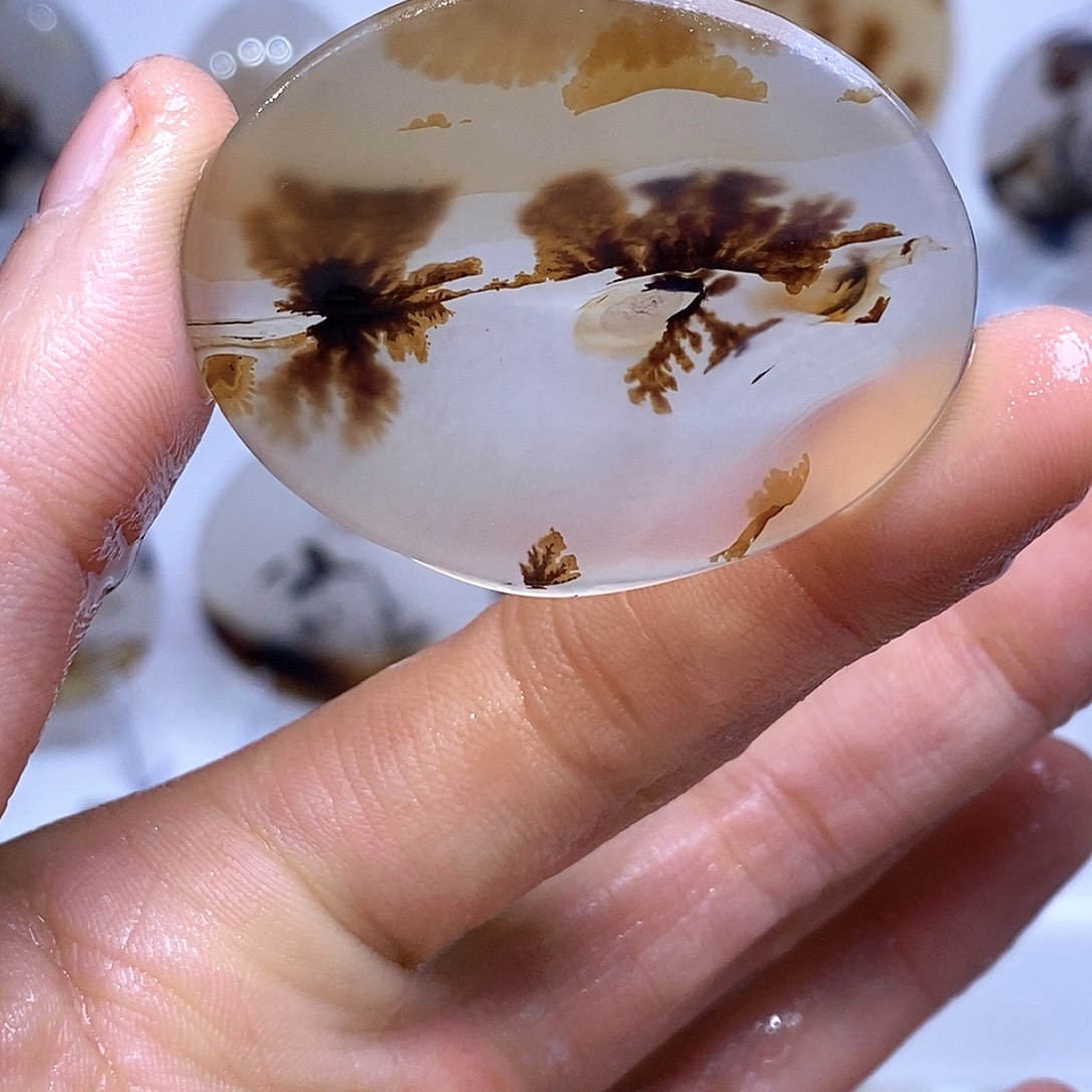 玛瑙/玉髓未镶嵌珠宝奇石