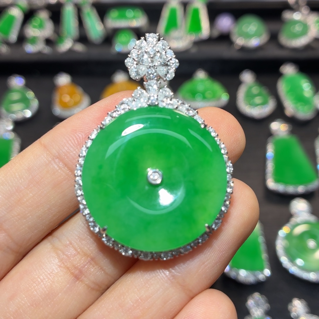 翡翠18K金镶嵌吊坠(不含链)145